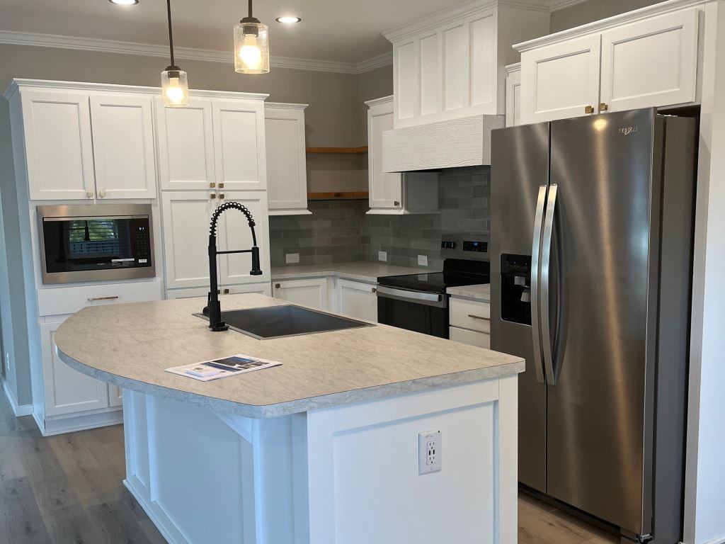 10912 Tall Oak Cir - Photo 3 of 31