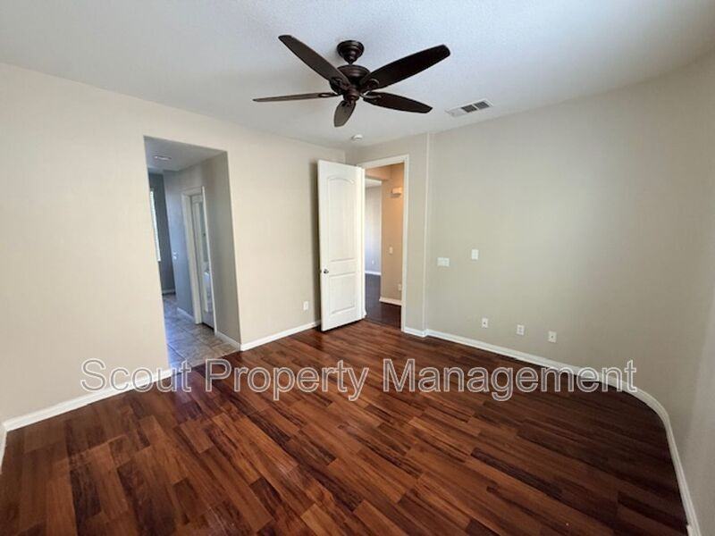 31875 Domenoe Way - Photo 5 of 28