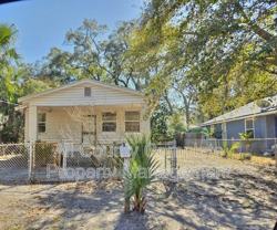 916 W 25th St - Photo 1 of 1