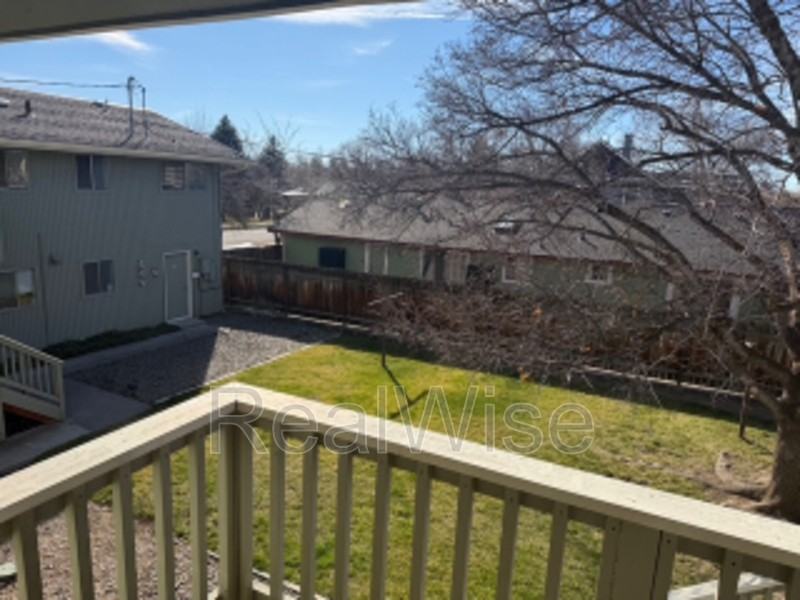 217 Nw 7th St - Photo 5 of 15