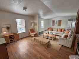 featured image of 725 S 12th St