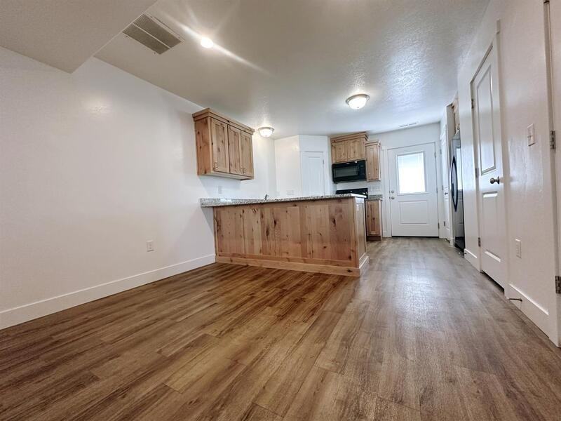 2460 Wn #9 - Photo 7 of 18