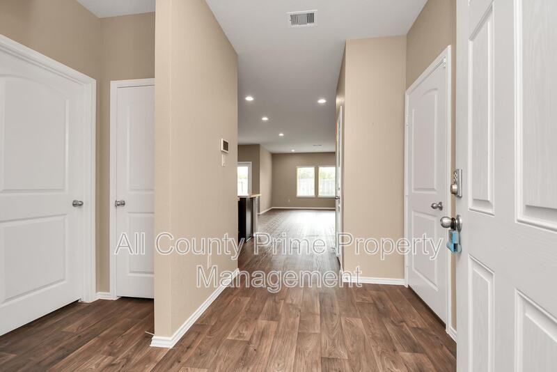 5415 Dover Terrace Way - Photo 4 of 38