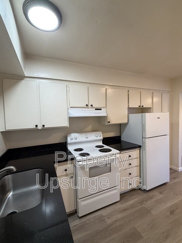 330 Bird St #26 - Photo 4 of 27