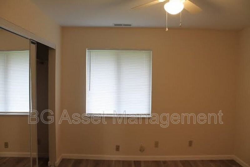 3112 Groom Dr - Photo 5 of 17