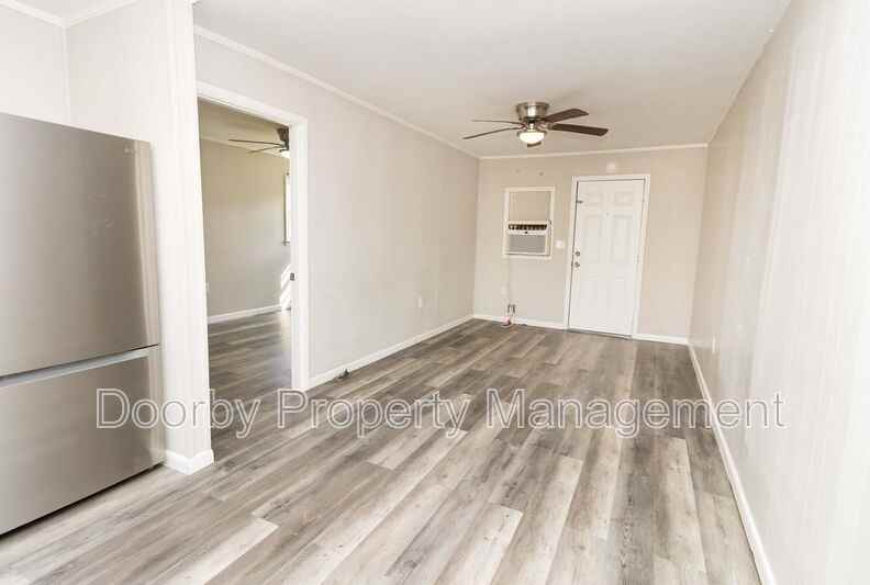 207 Napier St #3 - Photo 3 of 8