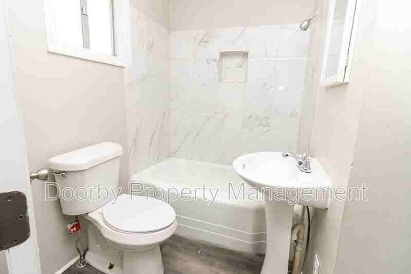 207 Napier St #3 - Photo 7 of 8