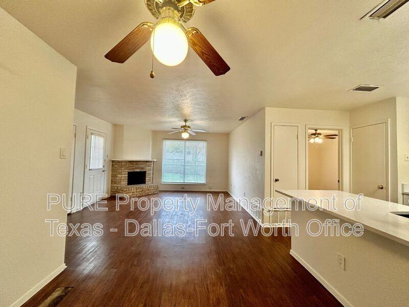 1410 Birmingham Dr - Photo 7 of 31