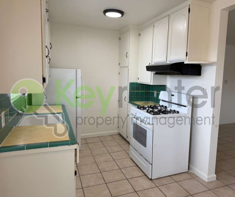 691 El Camino Ave #5 - Photo 2 of 20