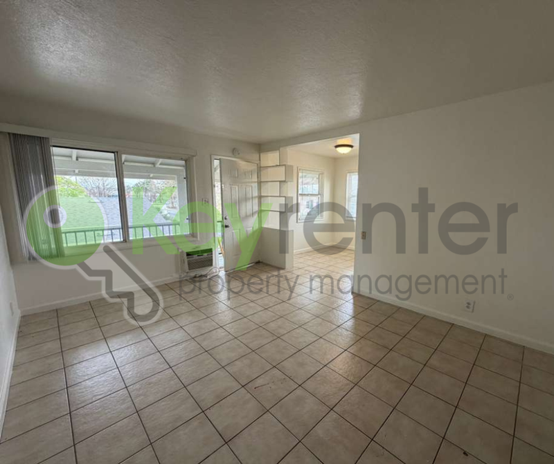 691 El Camino Ave #5 - Photo 3 of 20