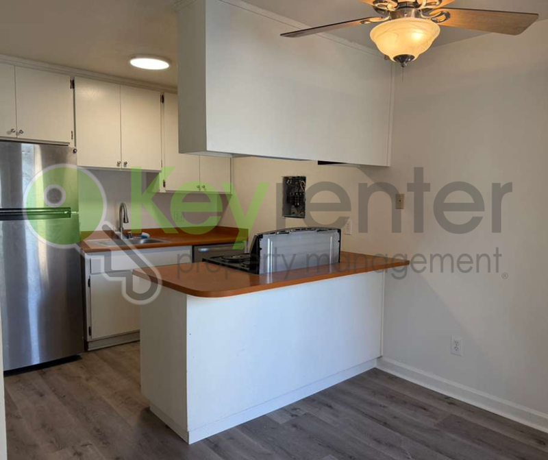 2515 H St #2 - Photo 5 of 18