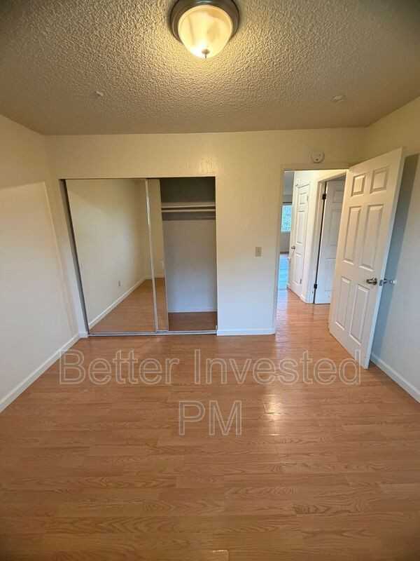 175 Oak Manor Ct #D - Photo 6 of 19