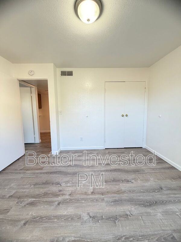 745 S Dora St #H - Photo 5 of 13