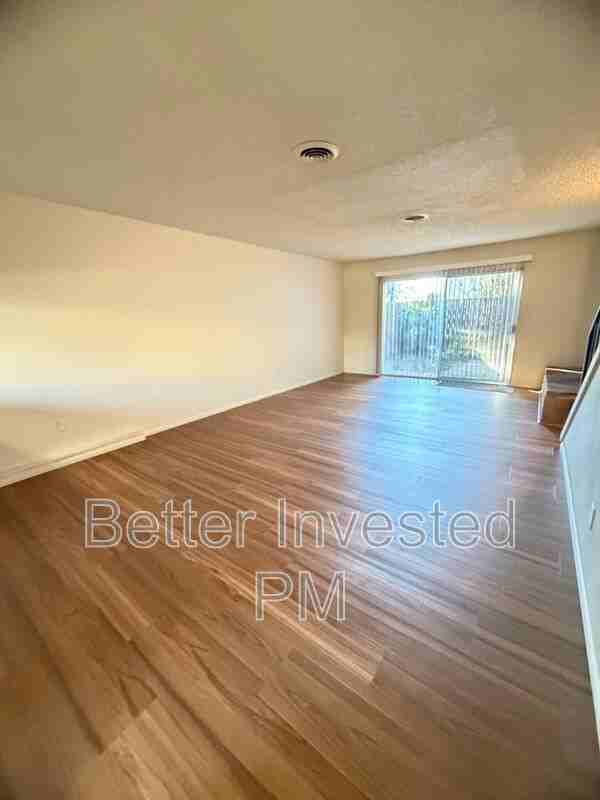 966 Marlene St - Photo 2 of 26