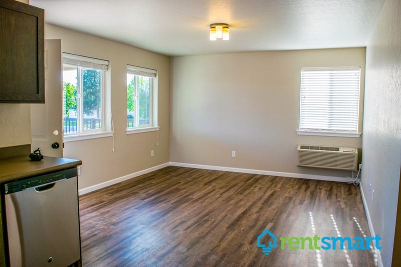 2007 S 4th St W #4 - Photo 3 of 9