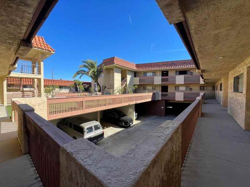 949 W 26th St #102 - Photo 2 of 11