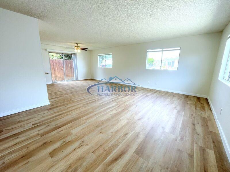 1412 E 63rd St - Photo 3 of 14