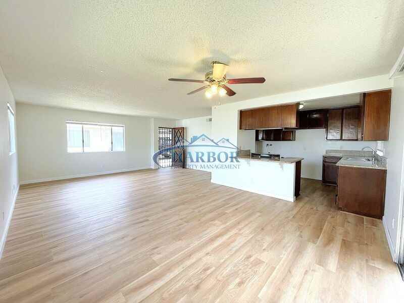 1412 E 63rd St - Photo 4 of 14