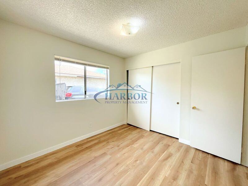 1412 E 63rd St - Photo 7 of 14