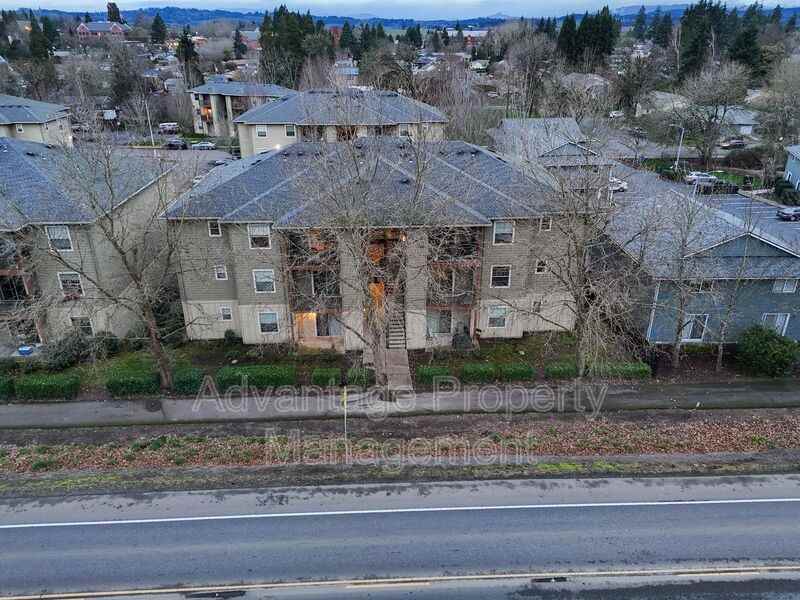 501 Catron St N #501-06 - Photo 4 of 42