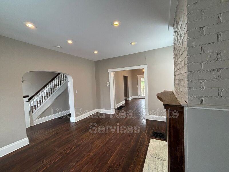 5310 Carthage Ave - Photo 6 of 22