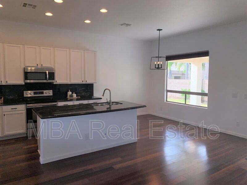 16824 N 63rd St - Photo 2 of 27