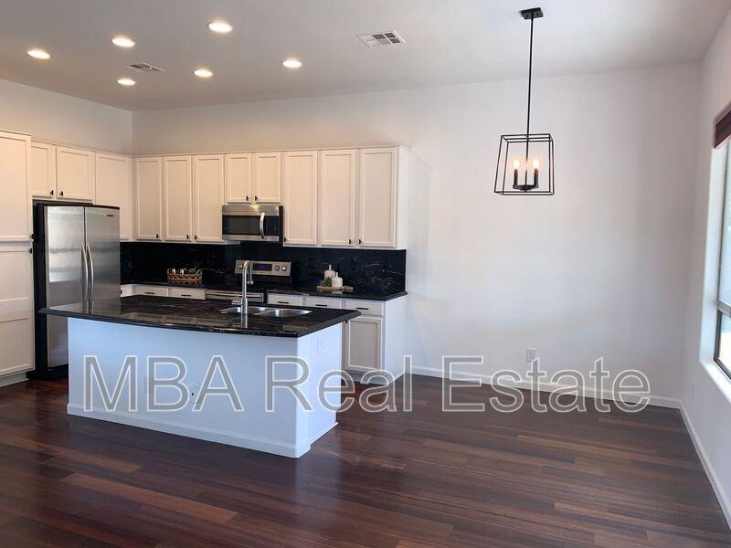 16824 N 63rd St - Photo 6 of 27