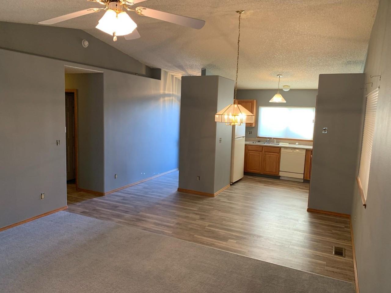 5375 Butterfield Dr - Photo 3 of 9