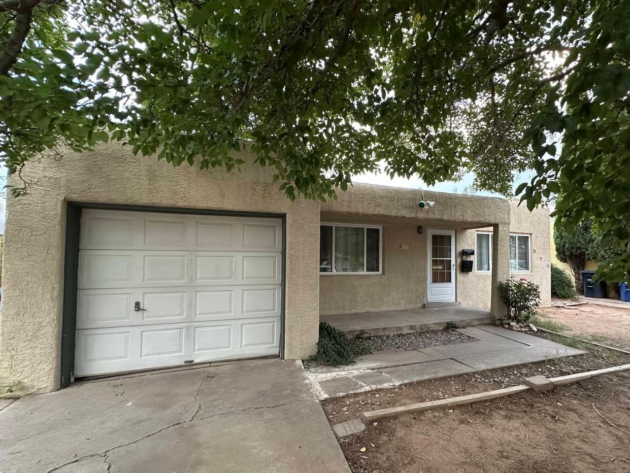 414 Truman St Ne - Photo 2 of 22