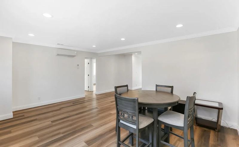 420 N Batavia St - Photo 7 of 14