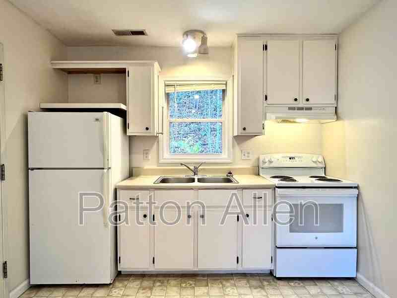 109 Citadel Dr #109 - Photo 3 of 12