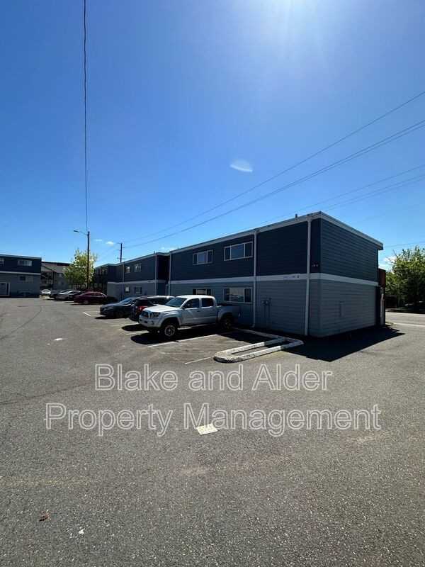 15847 Se Stark St #51 - Photo 2 of 14