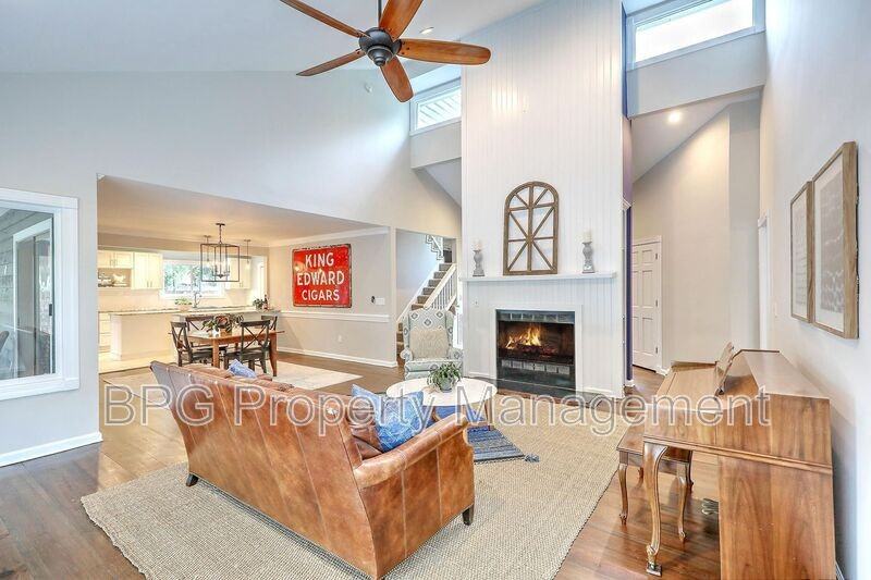 15 Glenkirk Dr - Photo 6 of 39