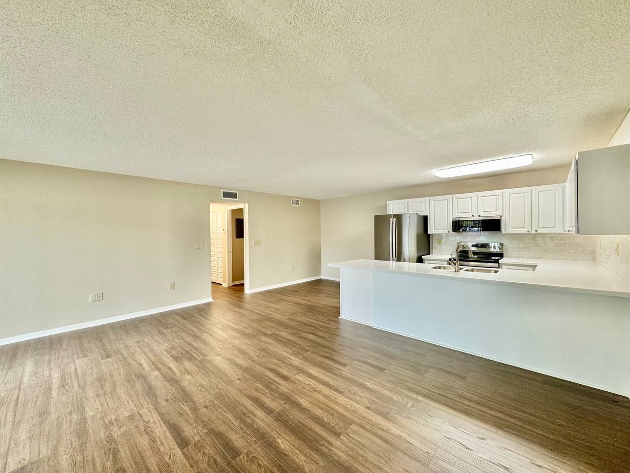 3323 Crystal Ct E #A - Photo 4 of 31