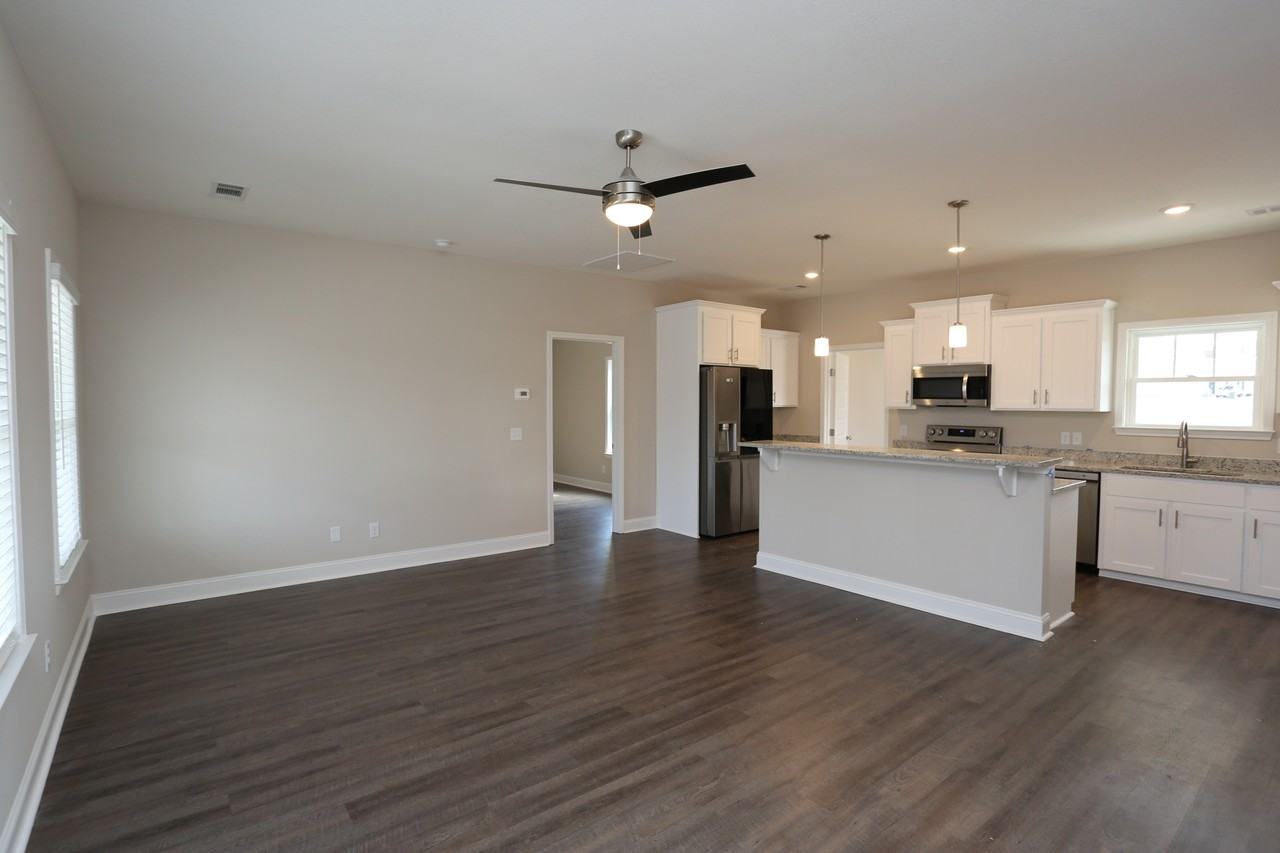 115 Avalon Trce - Photo 2 of 14