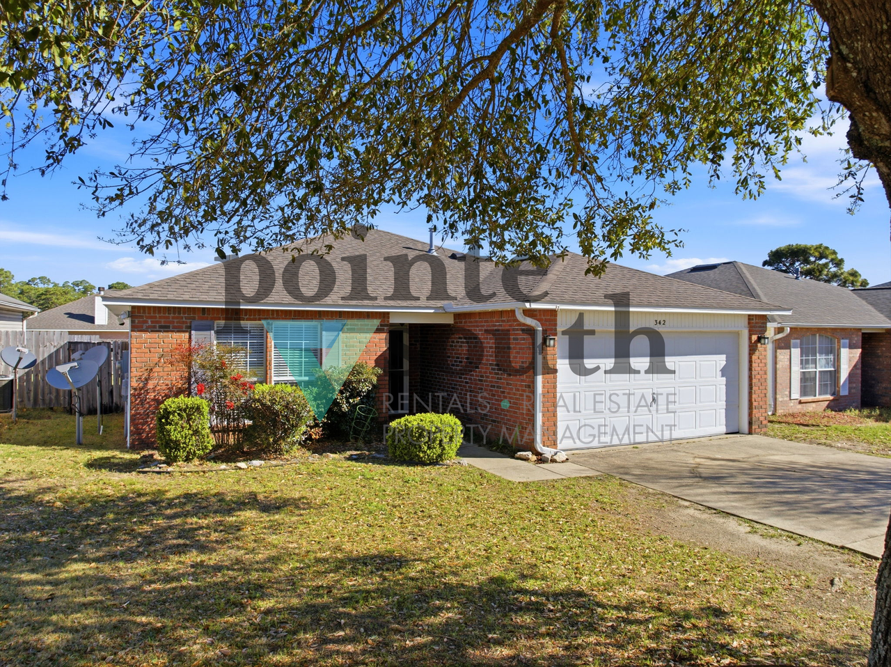 342 Mizzen Ln - Photo 2 of 35