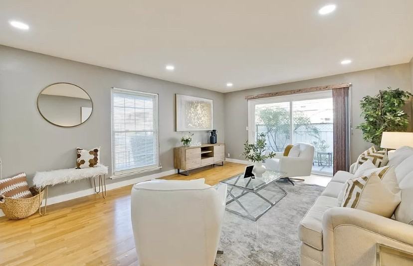 1910 Mount Vernon Ct #1 - Photo 2 of 13