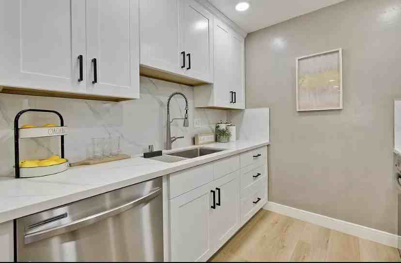 1910 Mount Vernon Ct #1 - Photo 6 of 13