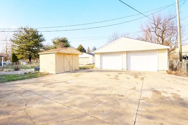 2612 Walker Ave - Photo 2 of 12