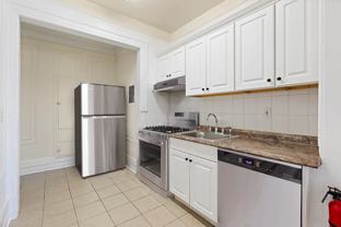 47 N Fullerton Ave #7 - Photo 1 of 1