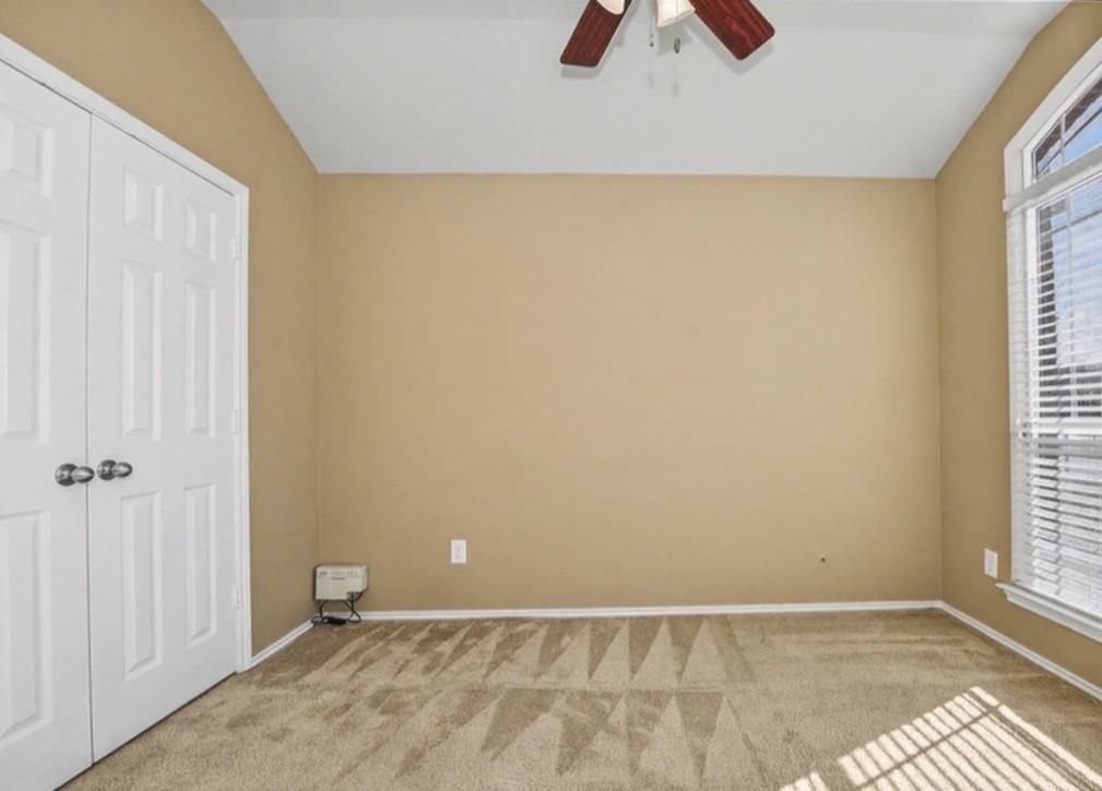 4907 Bayer Hollow Dr - Photo 5 of 14