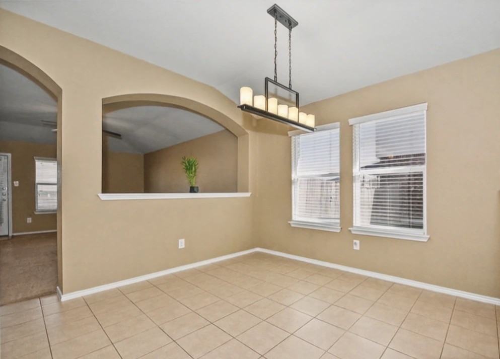 4907 Bayer Hollow Dr - Photo 6 of 14