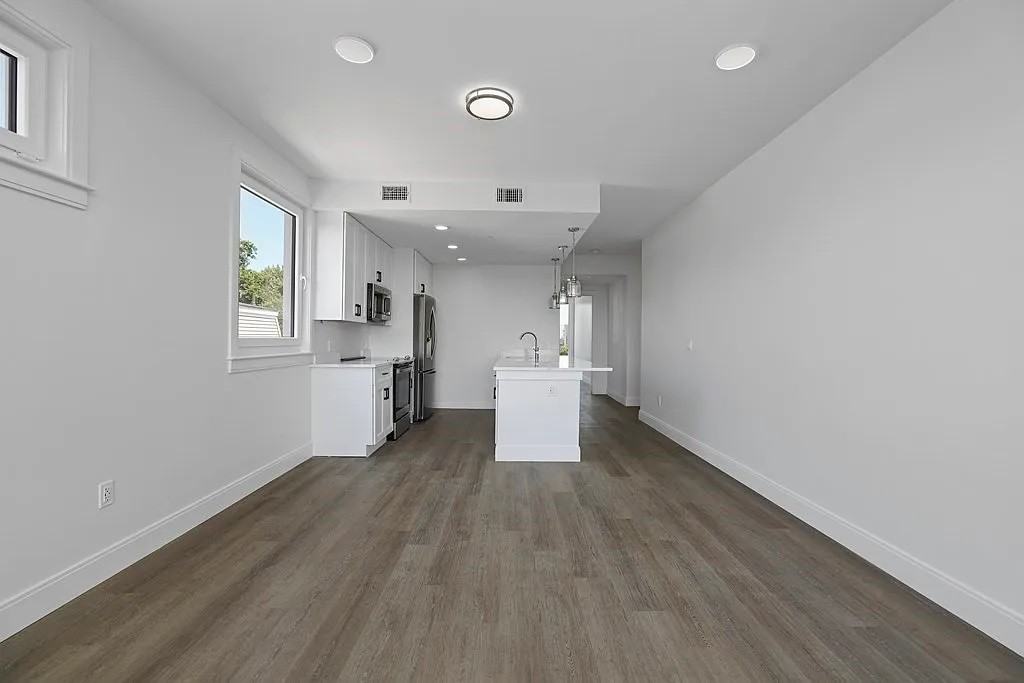 64 Alpine St #301 - Photo 3 of 7