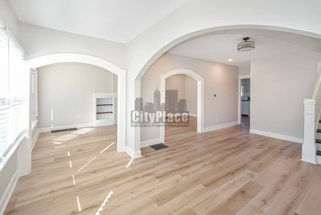 752 Cottage Ave - Photo 5 of 24