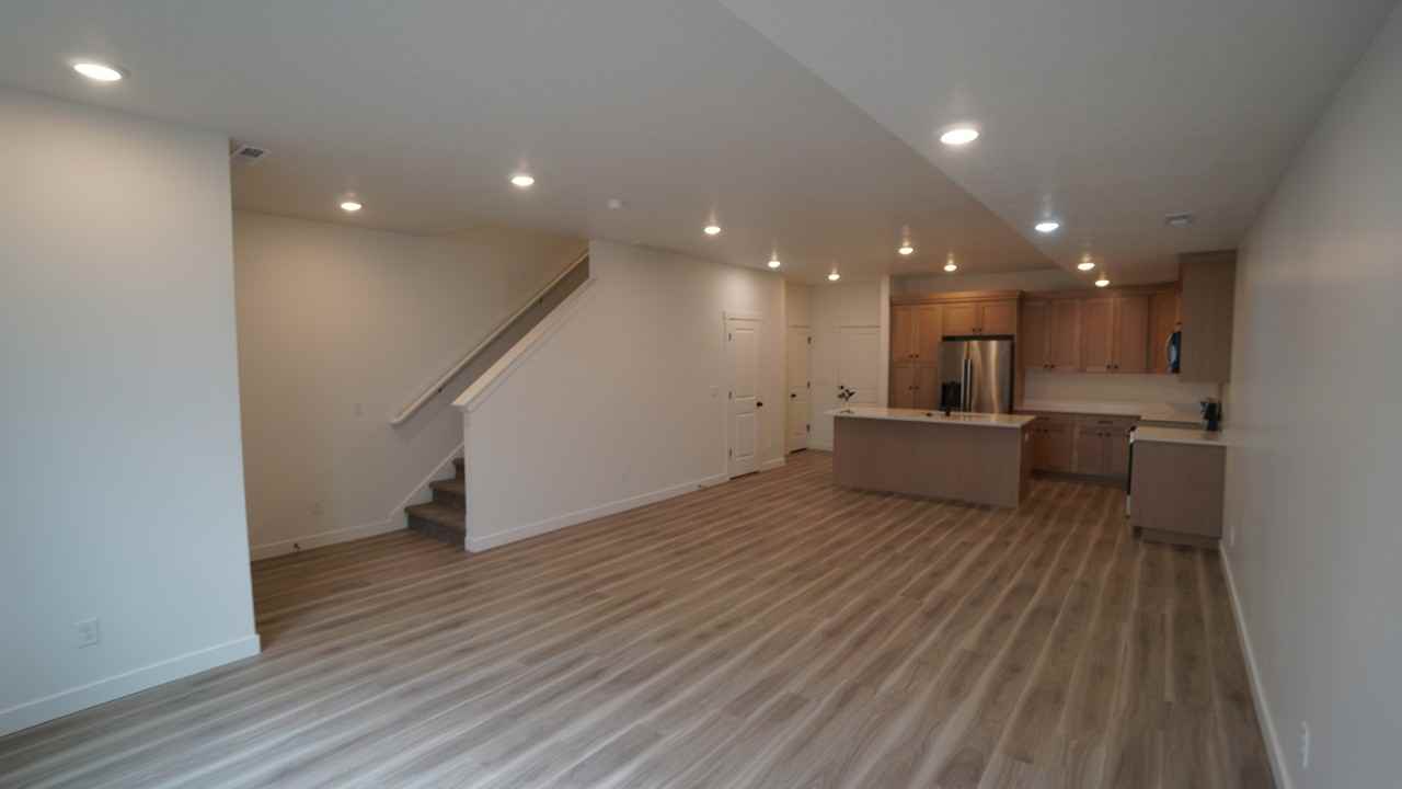 986 S Swoop Dr - Photo 3 of 27