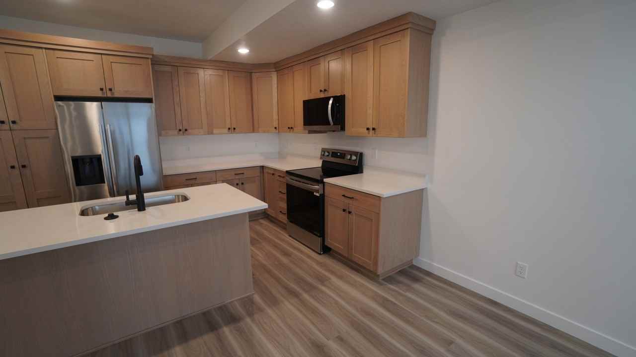 986 S Swoop Dr - Photo 5 of 27