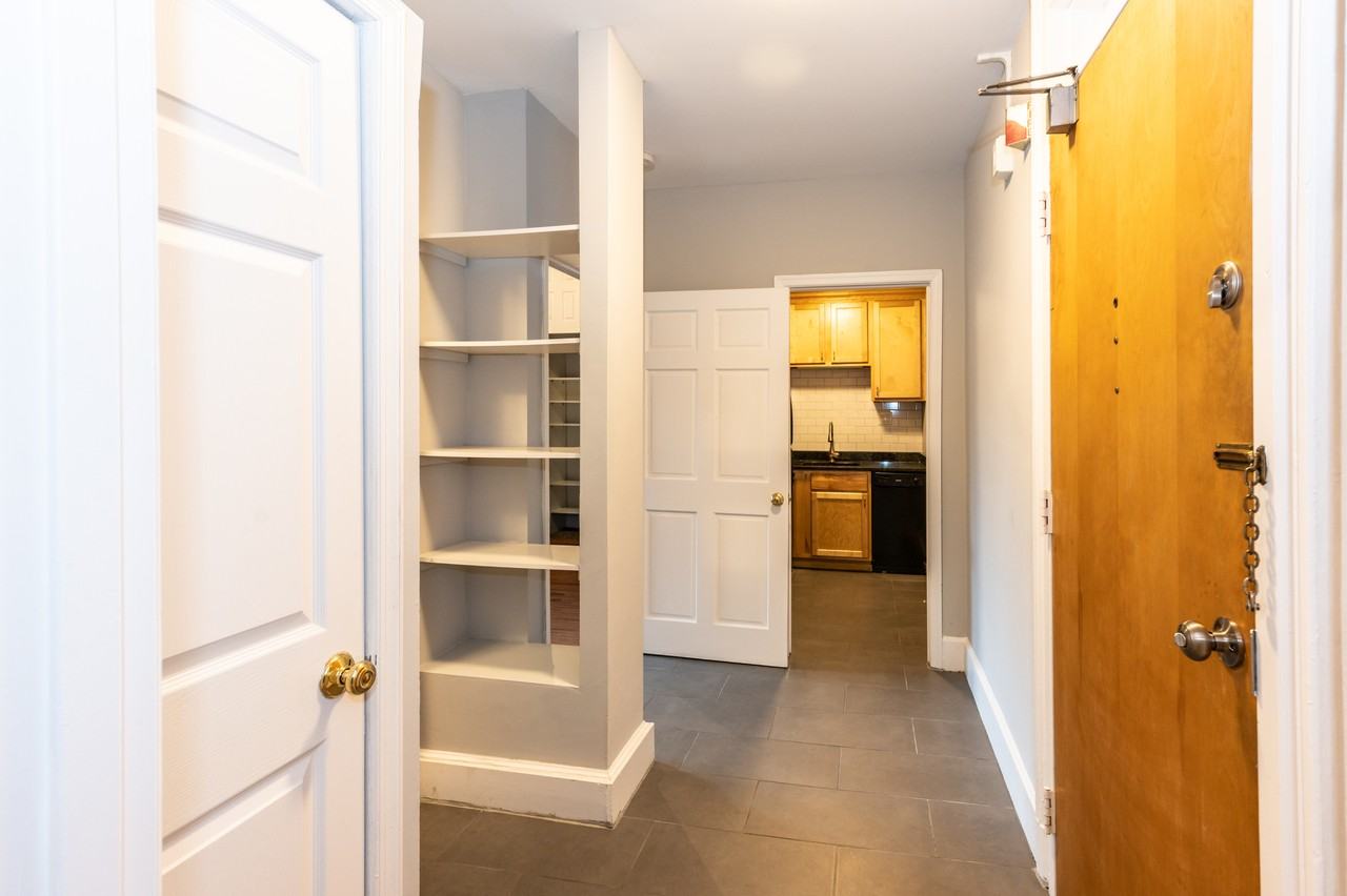 3060 16th St Nw #103 - Photo 4 of 26