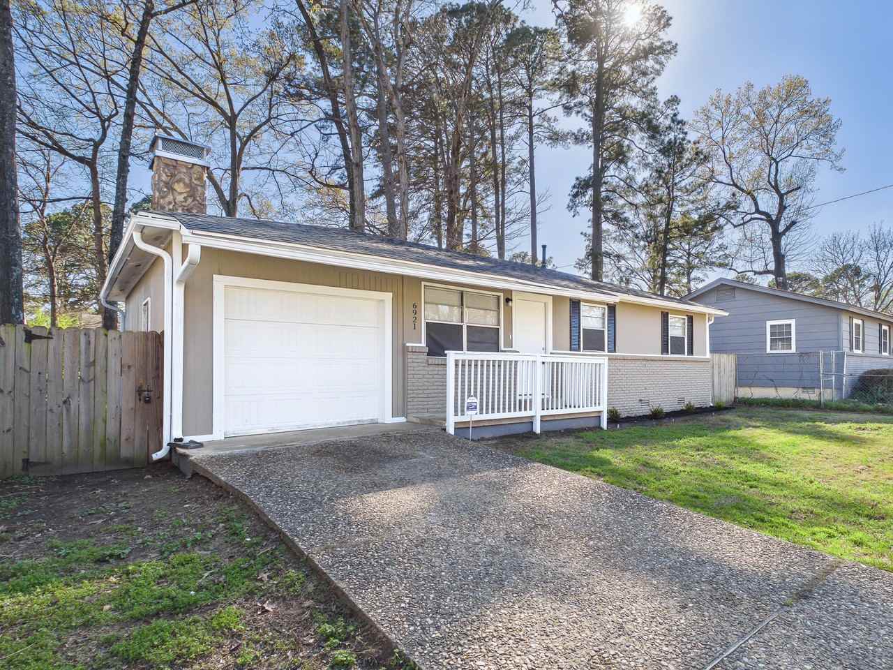 6921 Knollwood Rd - Photo 2 of 16