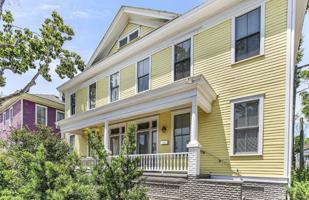 featured image of 110 W 34th St #NA