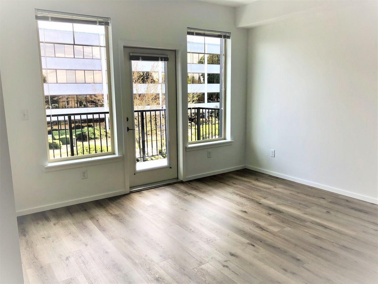 1211 Jersey St - Photo 2 of 37